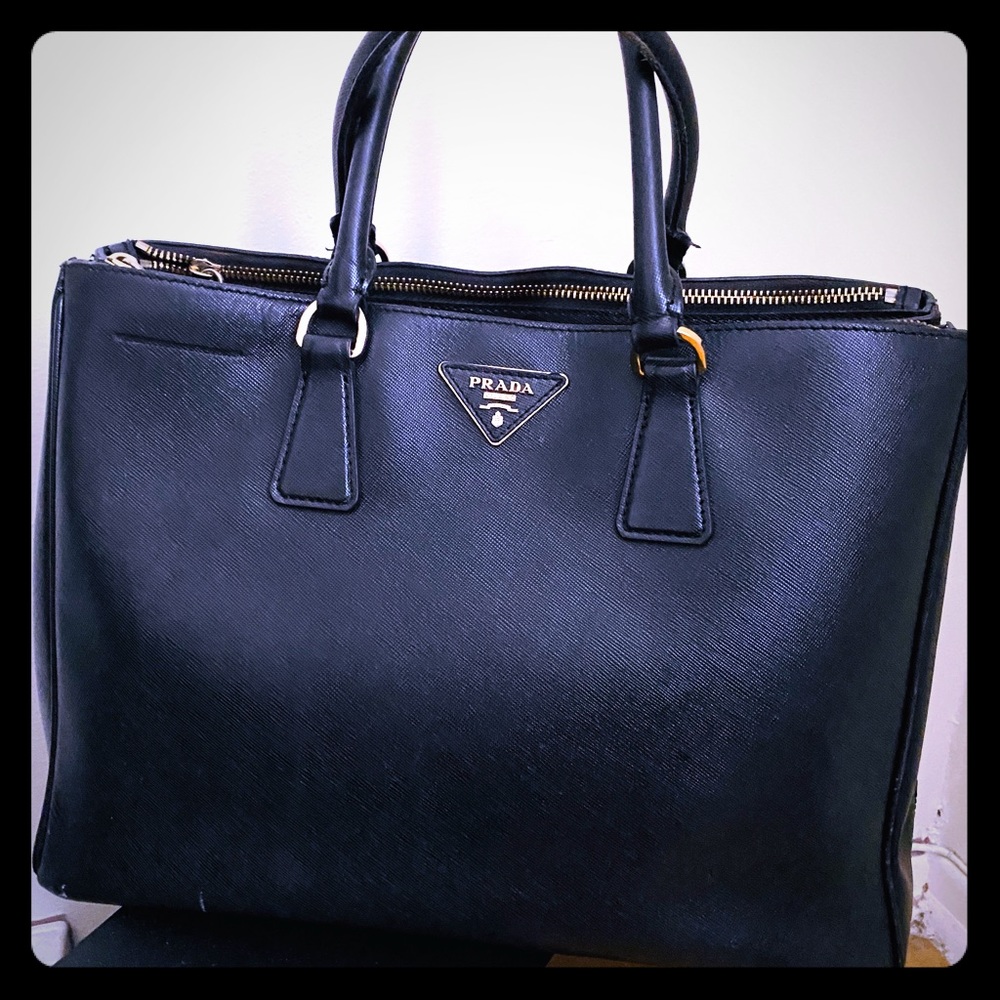 PRADA TOTE BAG